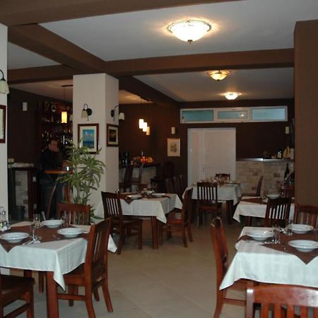 Apartmani Goran I Jelena Zec Будва Экстерьер фото