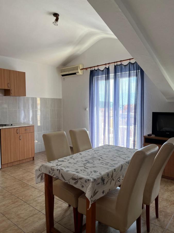 Apartmani Goran I Jelena Zec Будва Экстерьер фото