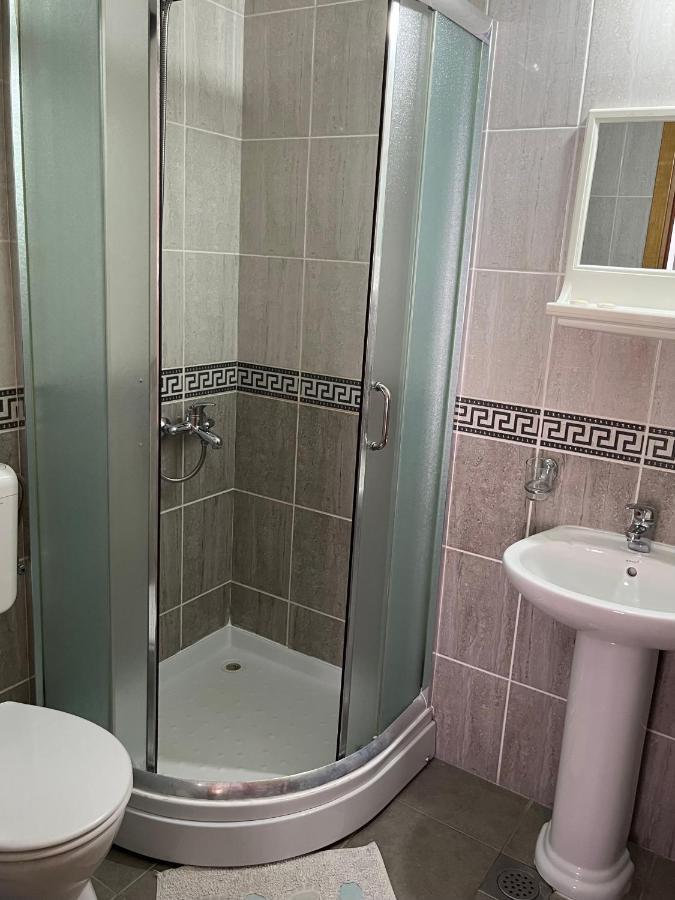Apartmani Goran I Jelena Zec Будва Экстерьер фото