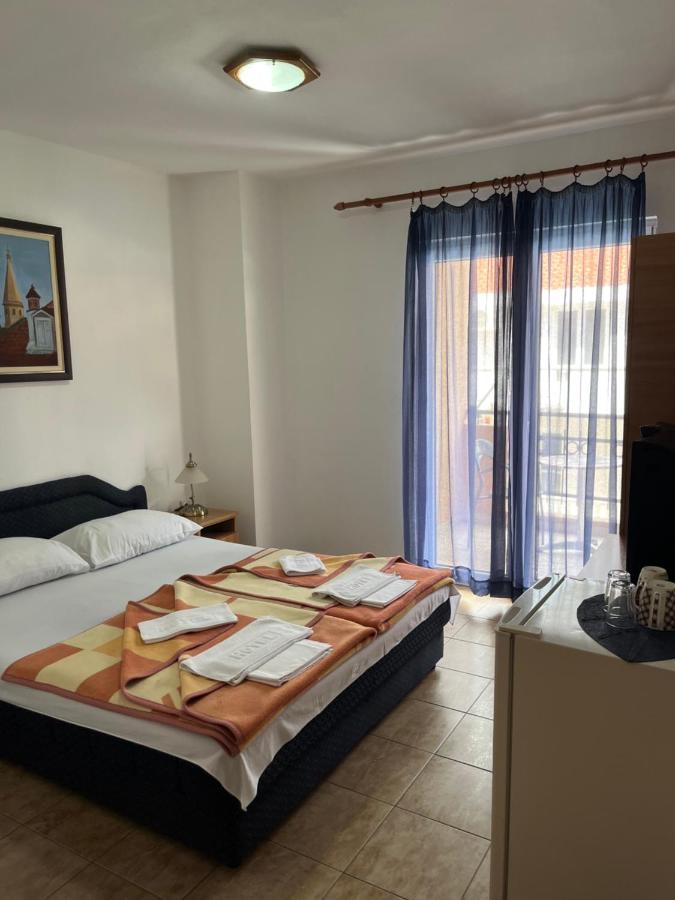Apartmani Goran I Jelena Zec Будва Экстерьер фото