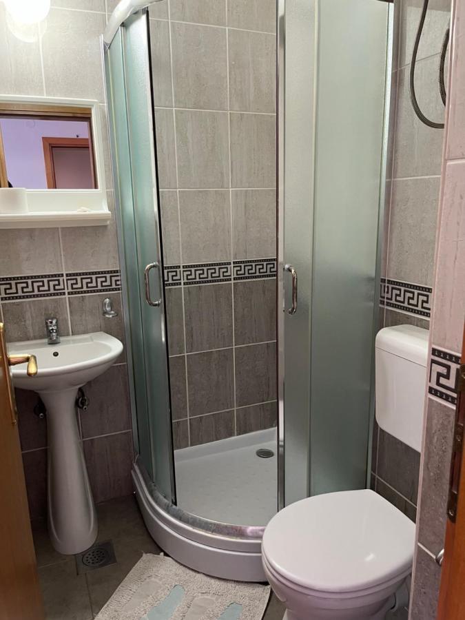 Apartmani Goran I Jelena Zec Будва Экстерьер фото